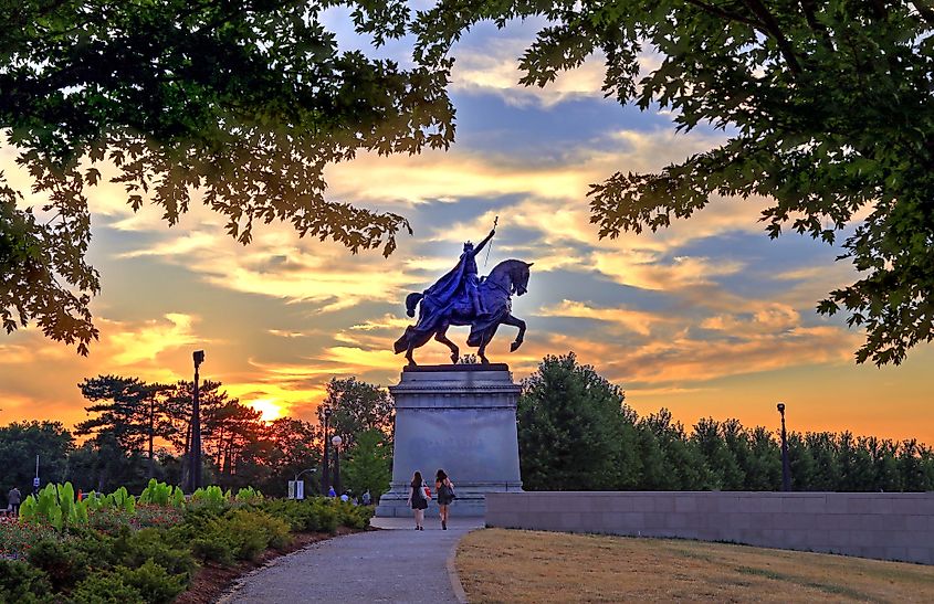 Forest Park statue of King Louis