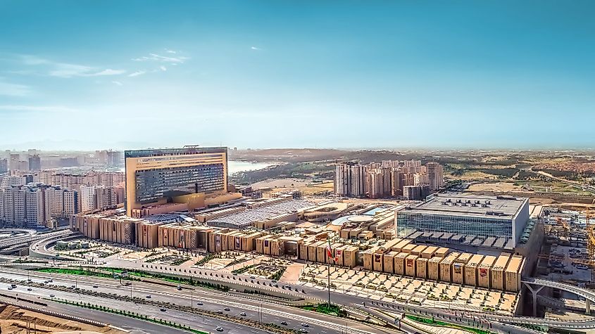 The 10 Biggest Shopping Malls In The World - WorldAtlas