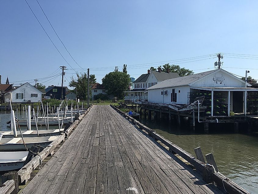 Tangier, Virginia from the County Dock, By Seriousresearcher13 - Own work, CC BY-SA 4.0, https://commons.wikimedia.org/w/index.php?curid=61205696