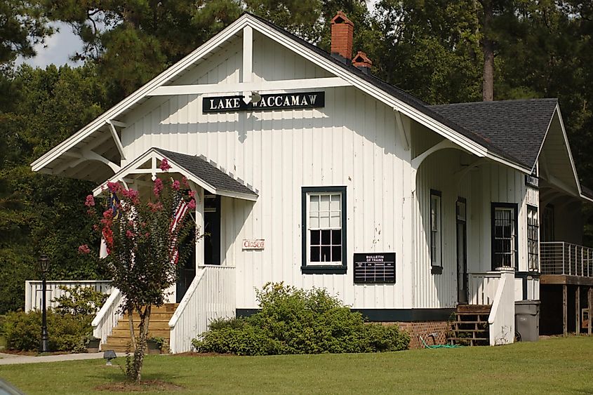 Exterior of Lake Waccamaw Depot Museum on Flemington Avenue.