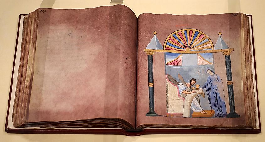Rossano Gospels. In Wikipedia. https://en.wikipedia.org/wiki/Rossano_Gospels By Sailko - Own work, CC BY-SA 4.0, https://commons.wikimedia.org/w/index.php?curid=137210194