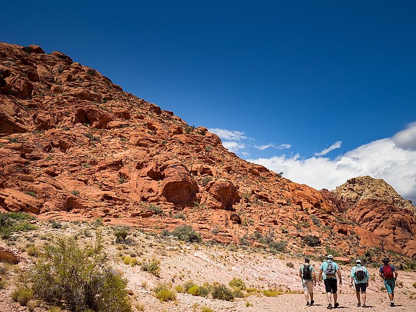 People walk to Red Rock Canyon Nevada Las Vegas