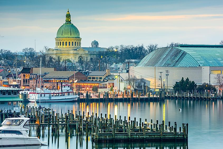 Annapolis, Maryland, USA town skyline at Chesapeake Bay