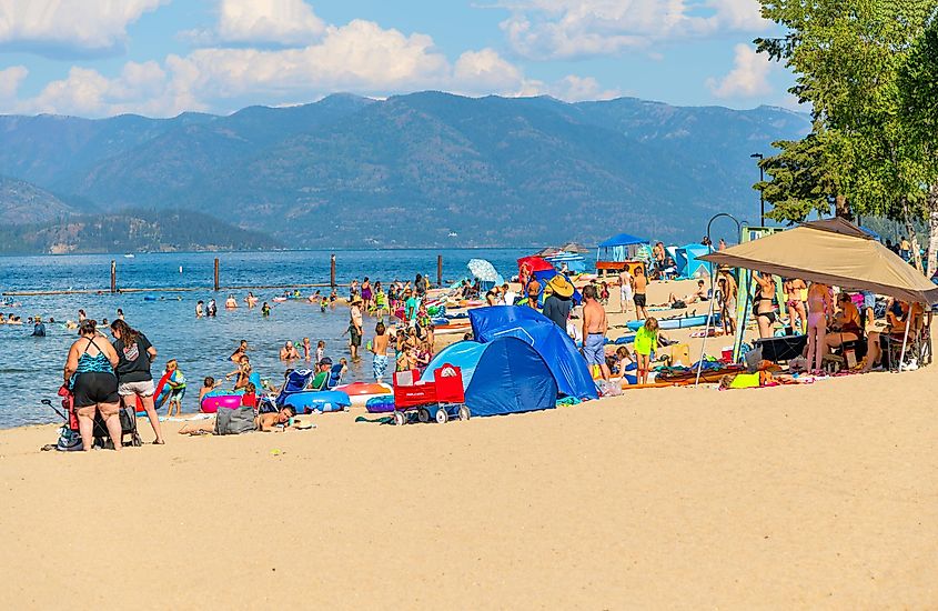 People having a great time along the shores of Lake Pend Oreille, Sandpoint, Idaho.