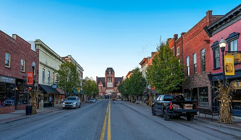 Brick buildings along the main street in Bardstown, Kentucky.