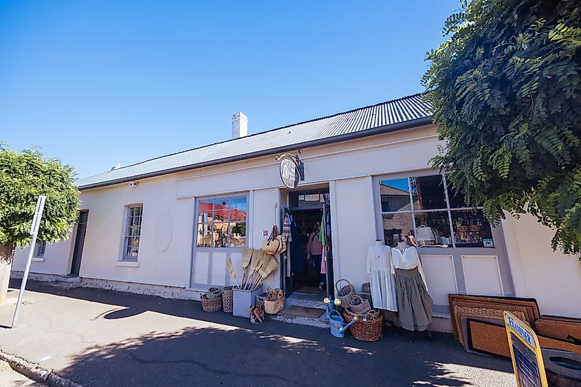 Street view of the rural historic town of Evandale.
