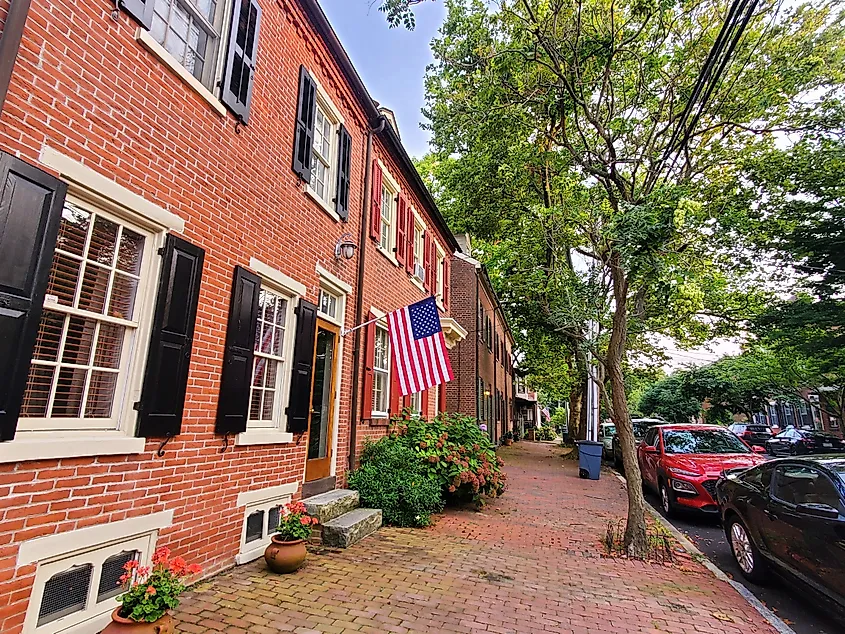 Row homes with American flags in the historic Old New Castle, Delaware