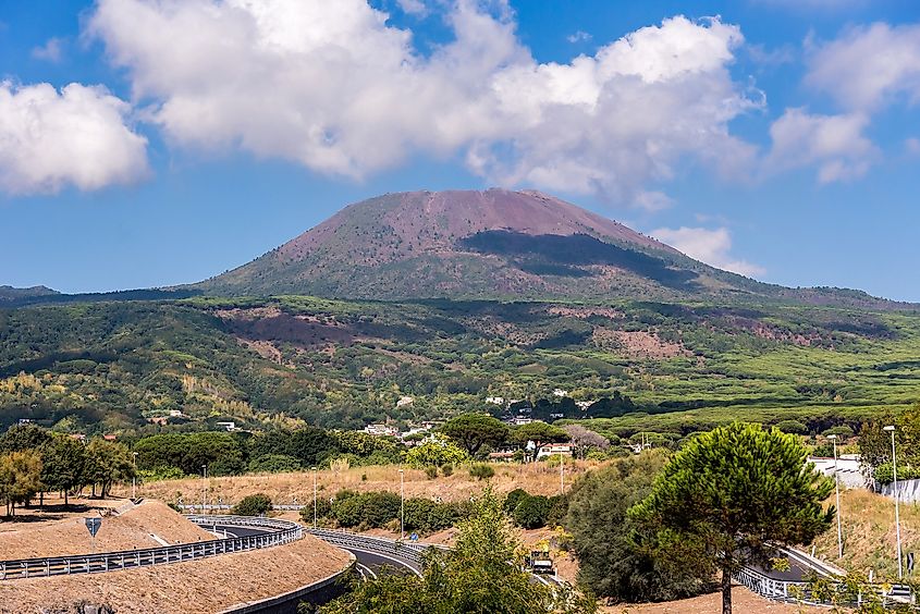 mount vesuvius today