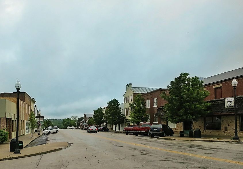 Street view in Warrenton, Missouri