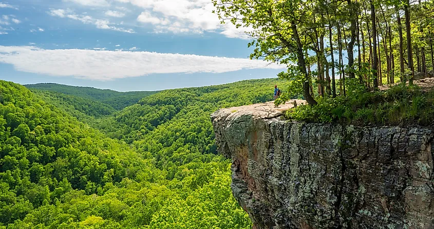 Whitaker Point rock cliff hiking trail, landscape view, Ozark mountains, nwa northwest arkansas