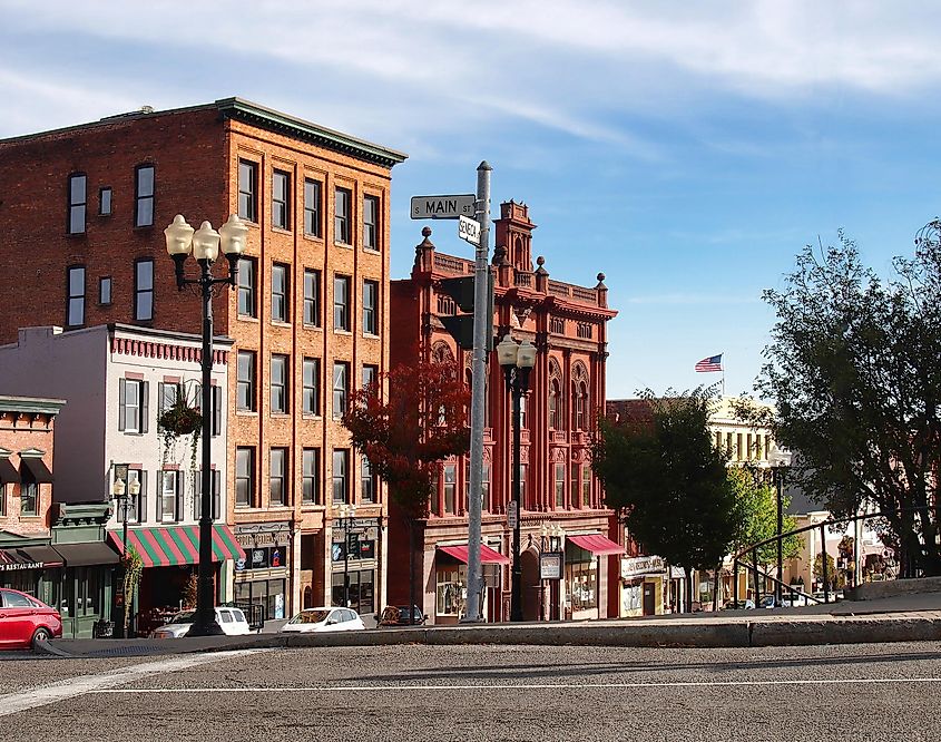  View of downtown Geneva, New York from the corner of Seneca and main Streets, via debra millet / Shutterstock.com