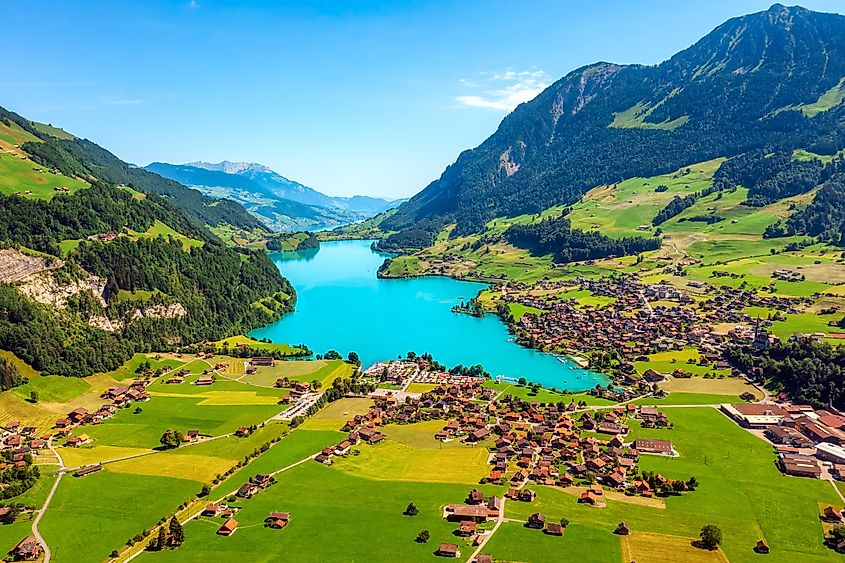 Lungern village on the shore of Lake Lungern, Switzerland (Boris Stroujko via Shutterstock)