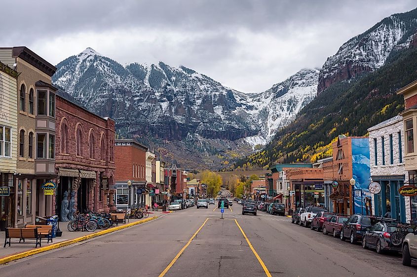 Colorado Avenue facing the San Juan Mountains