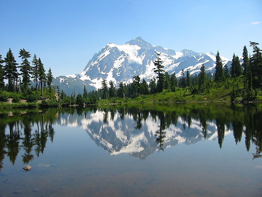 Mount Shuksan, at the foot of which Cloudcap Falls are located
