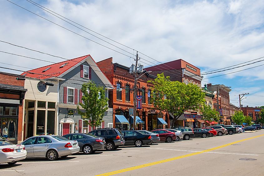 Front Street in historic town center of Exeter, New Hampshire