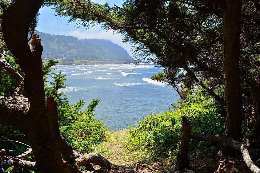 Beautiful sea at Yachats, Oregon.