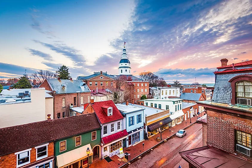 Annapolis, Maryland, USA downtown view over Main Street with the State House