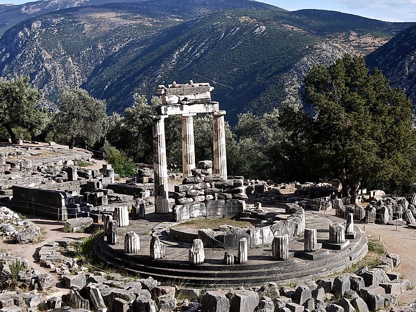 The sanctuary of Athena Pronaia at Delphi, via gtp.gr