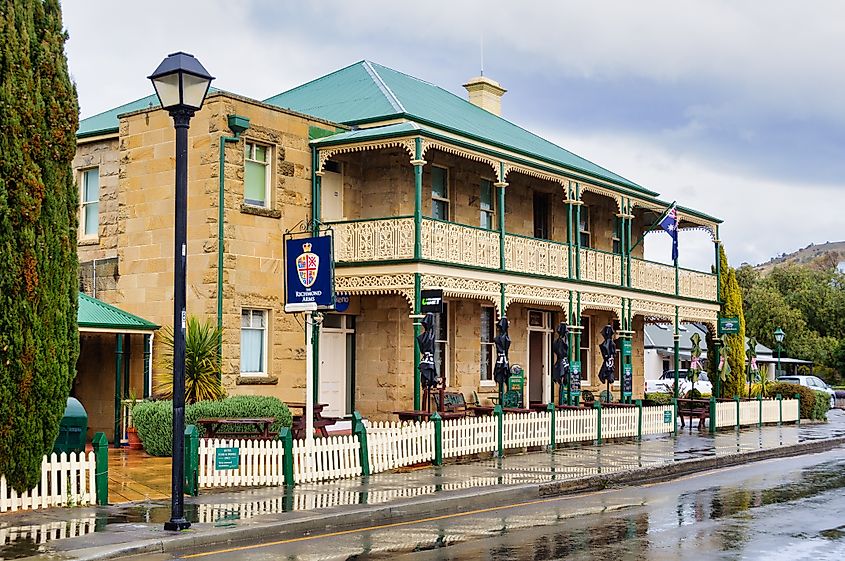 The Richmond Arms Hotel in Richmond, Tasmania. Image credit Ikonya via Shutterstock