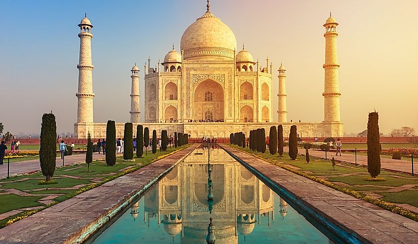 The Taj Mahal is an ivory-white marble mausoleum on the south bank of the Yamuna river in the Indian city of Agra, Uttar Pradesh.