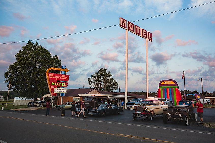 Old Route 66 in Lebanon, Missouri. Editorial credit: Logan Bush / Shutterstock.com