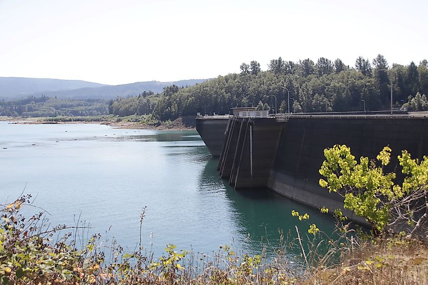 Mossyrock Dam