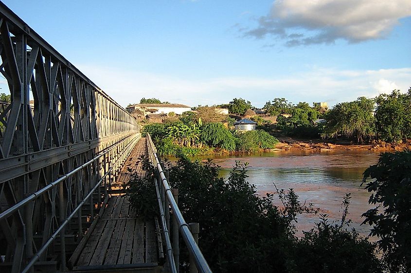 Bridge in Baardhere (Bardera), Somalia over the Jubba River