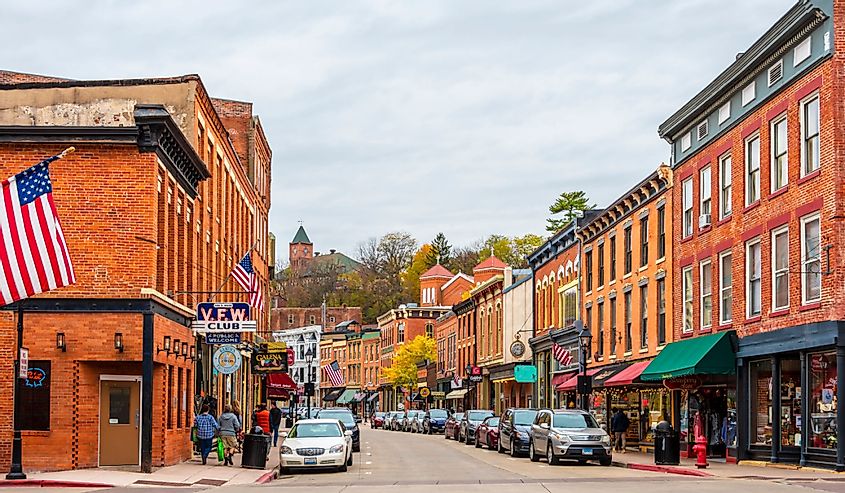Historical Galena town Main Street in Illinois, USA. Photo includes buildings and cars on the street.