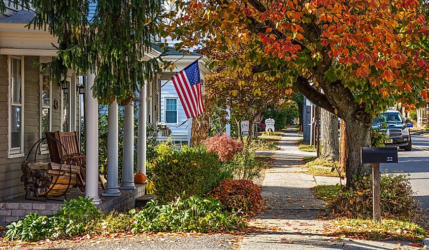 Looking down the block of this quiet neighborhood during Autumn, in Allentown New Jersey