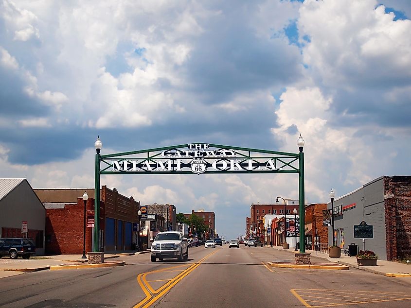 A large sign marks the Route 66 entrance to the town of Miami, OK. Editorial credit: duckeesue / Shutterstock.com