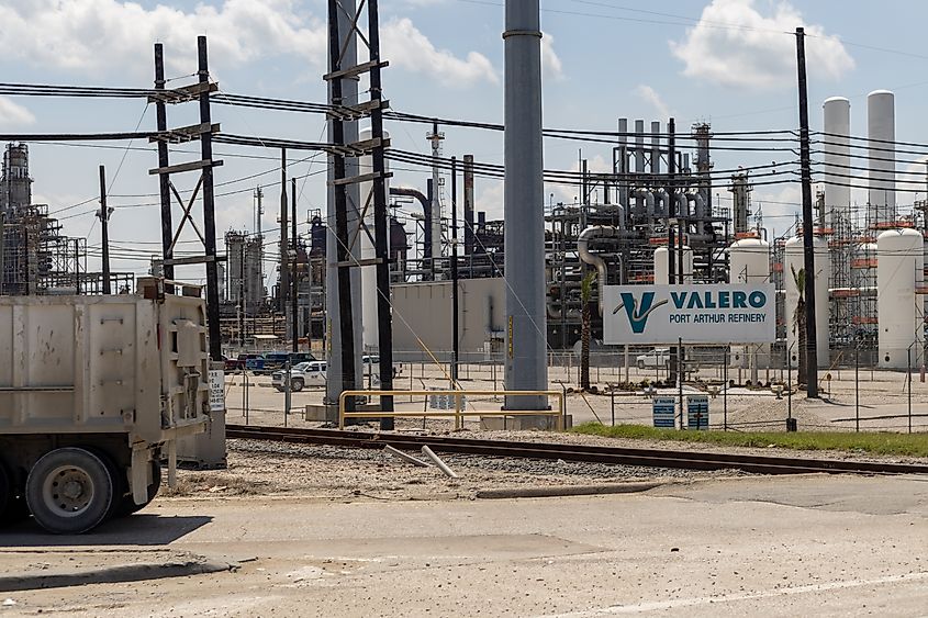 Valero Port Arthur Refinery in Port Arthur, Texas. Editorial credit: Kirkam / Shutterstock.com