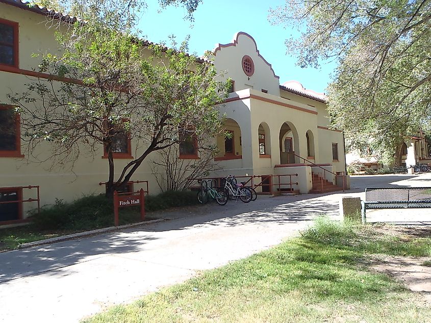 Fitch Hall，新墨西哥理工学院，索科罗，新墨西哥州。 
