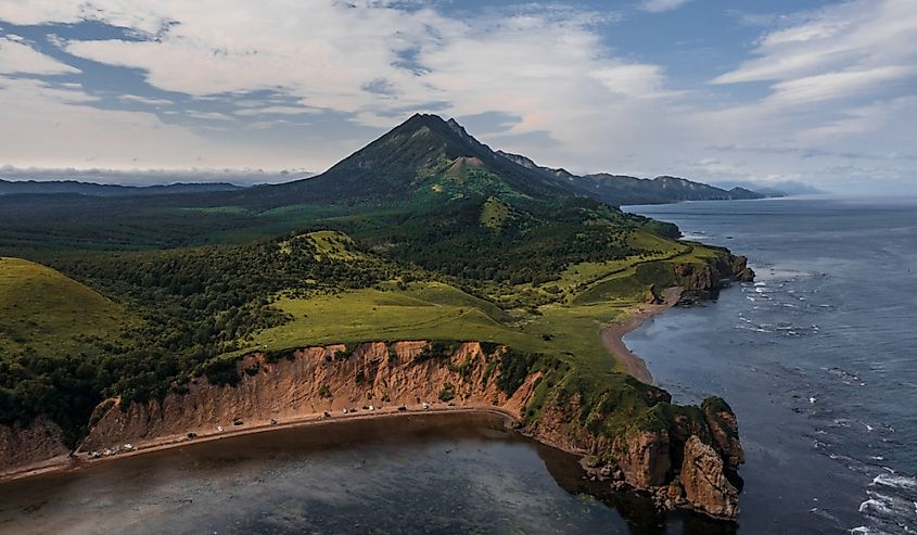 Tihaia Bay in the Sea of ​​Okhotsk Sakhalin! Picturesque hills and bright water, seagulls and clear weather! 