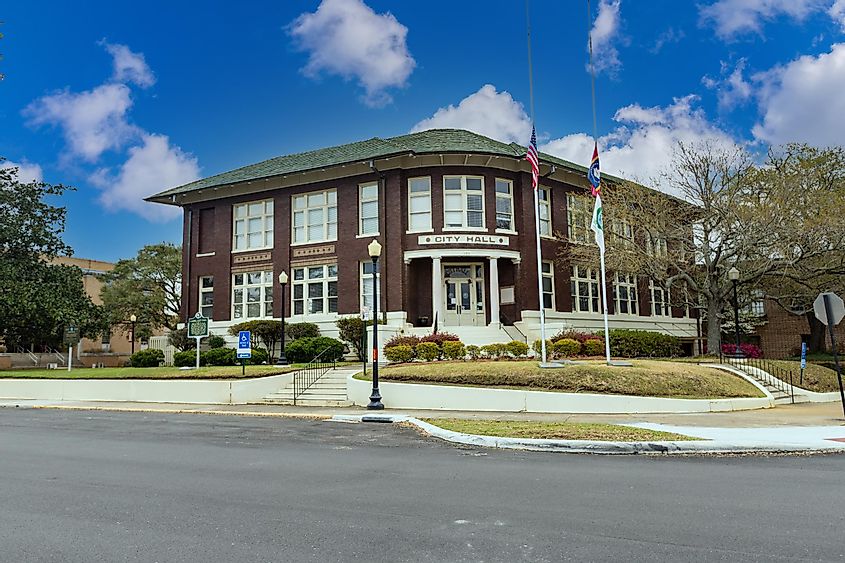 Laurel City Hall building in Laurel, Mississippi.