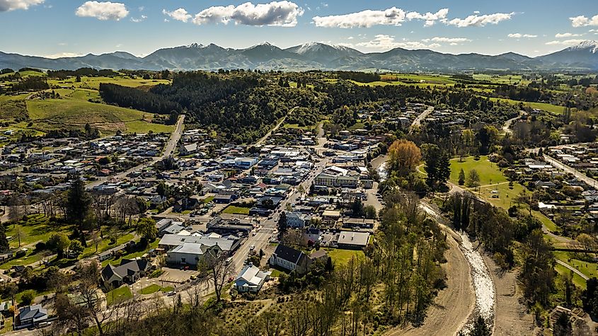 Aerial view of Geraldine, New Zealand. Credit: Brian High / The Vicarage Geraldine, CC BY-SA 4.0 <https://creativecommons.org/licenses/by-sa/4.0>, via Wikimedia Commons