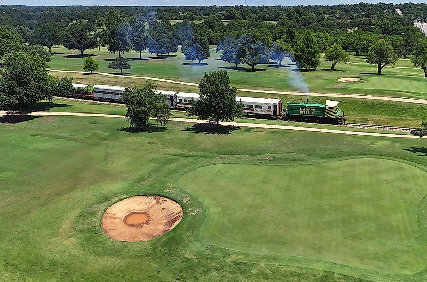 Oklahoma Railway Museum's 1300 run rolls through the Lincoln Park Golf Course in Oklahoma City (Credit: Will Rasmussen via Flickr)