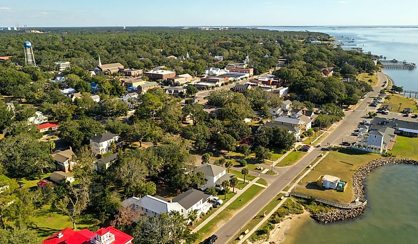 Roanoke Marshes screw-pile lighthouse on Shallowbag Bay in Manteo, North Carolina.