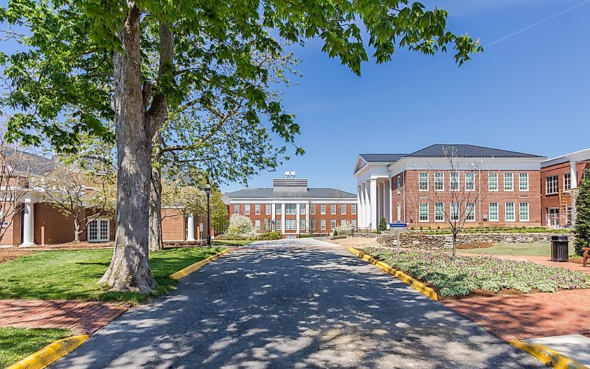 DuPont Hall and Gilliam Admissions House at Washington and Lee University in Lexington, Virginia.