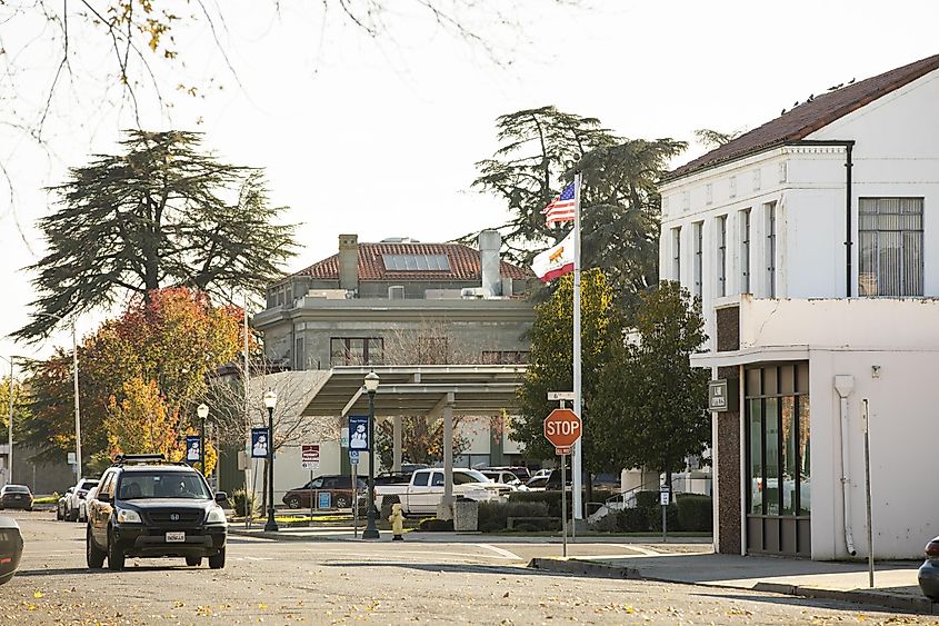 Marysville, California: Traffic passes through historic downtown Marysville.