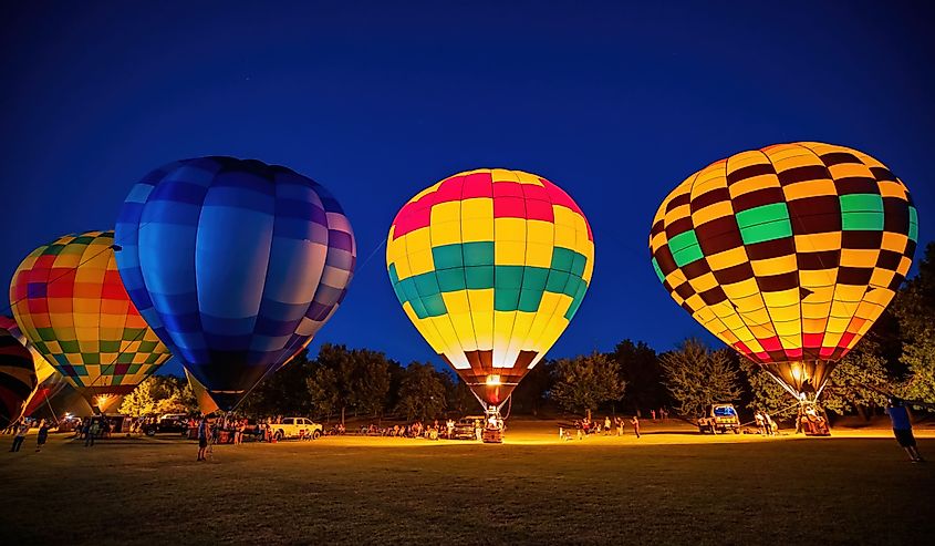 Firelake Fireflight Balloon Festival event at Shawnee, Oklahoma. Image credit Kit Leong via Shutterstock.