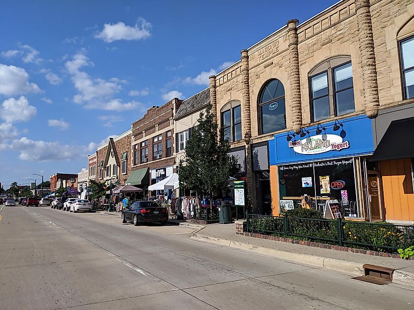 Main Street in Rochester, Michigan. Editorial credit: Brooke Turner / Shutterstock.com