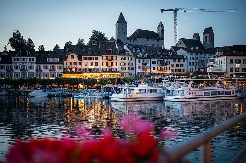 Evening in the harbour of Rapperswil-Jona