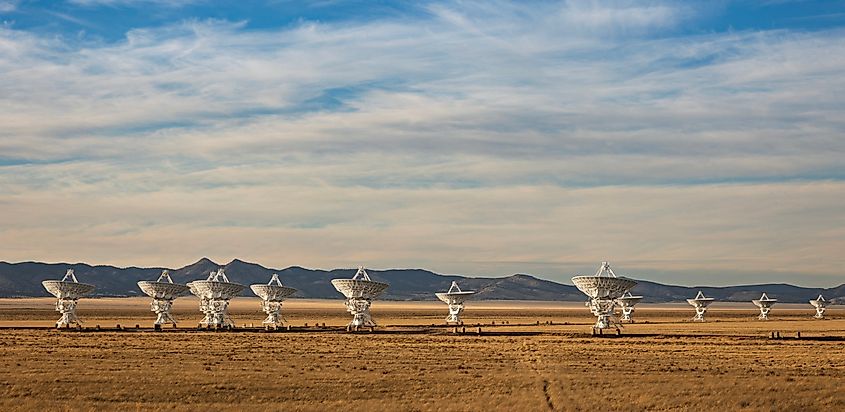 The Very Large Array, New Mexico, USA. Via Shutterstock / Antti Valos.