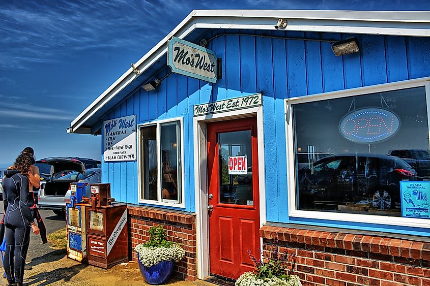 Mo's in Otter Rock.