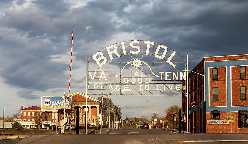 The Bristol Virginia-Tennessee Slogan sign