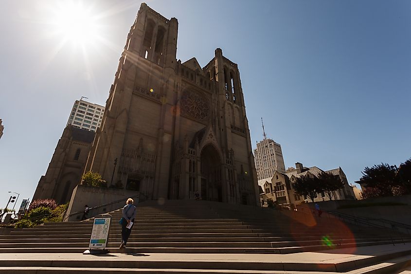 The sun shines brightly over Grace Cathedral on a clear day in San Francisco, California. Editorial credit: Pete Niesen / Shutterstock.com