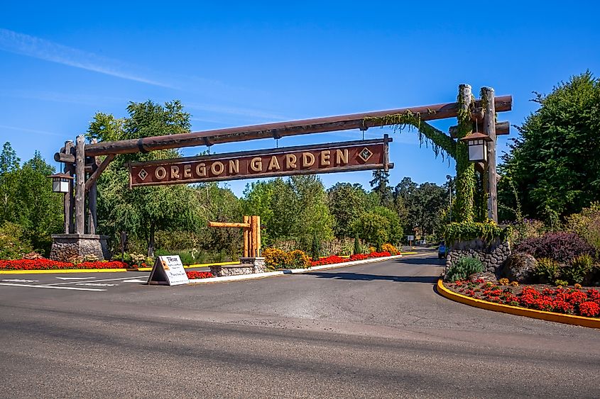 Entrance to the Oregon Garden in Silverton, Oregon