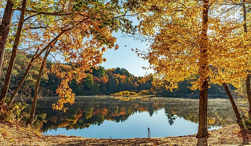 Massachusetts, Amherst Puffers Pond and waterfall.