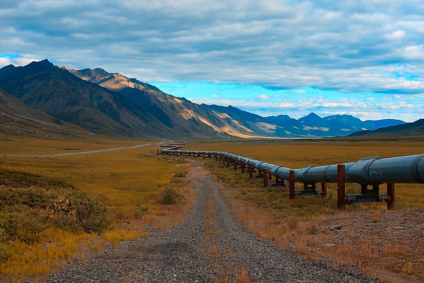 Trans-Alaskan oil pipeline 