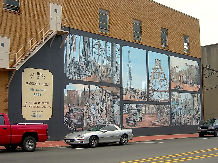 A mural in the town of Magnolia, Arkansas. Image credit: Jimmy Emerson DVM via Flickr.com.
